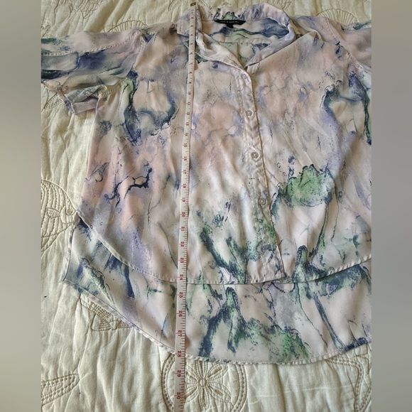 Zac & Rachel Watercolor Button-Up Blouse - Picture 7 of 15